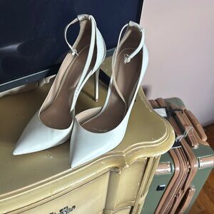 Aldo White Elegant Pointed-Toe Heels